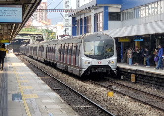 港铁东铁线9卡列车将投入服务，原有12卡列车将于繁忙时间继续使用。资料图片