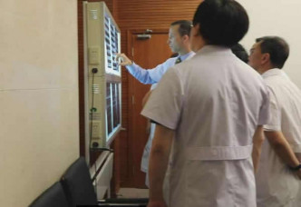 院方公告透露劉曉波向專家提出希望出國治療，惟專家指到國外亦「沒有更好的辦法」。