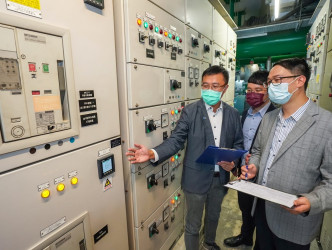 中華電力為參與中電重新校驗約章計劃的工商客戶提供重新校驗培訓課程。