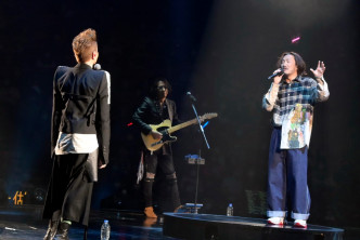 郑中基唱出Gary为他监制的歌曲《废中》。