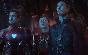 班尼迪甘巴贝治饰演的奇异博士与汤姆贺伦饰演的蜘蛛侠早在《复仇者联盟4：终局之战》有不少对手戏，因此不难想像他成为汤姆的导师。