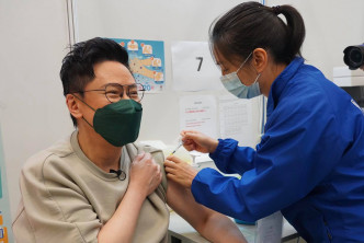 「志云大师」已接种第二针复必泰疫苗。聂德权fb