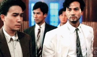 梁朝伟与任达华对上一次合作是在1990年电影《喋血街头》。