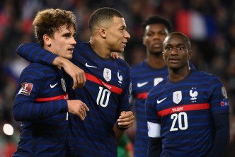 法國成為第六支出綫球隊。Reuters