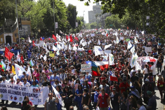 智利反政府骚乱持续。AP图片