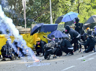 《人民日報》認為，香港教育呈現令人痛心的亂象。資料圖片