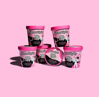 新曲《ICE CREAM》還聯乘冰淇淋品牌Serendipity推出特定甜品。