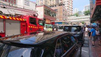 有客货车与小巴相撞。香港突发事故报料区‎Ben Yu‎ 图片