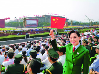 「家国情怀」—19年Cally到北京参加庆祝中华人民共和国成立七十周年的阅兵仪式和民众巡游活动。