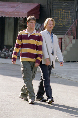 麥迪文2003年主演的《孖住你》被指有歧視同性戀字眼。