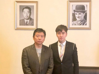 內地演員翟天臨(左)、北京電影學院長張輝。微博圖片