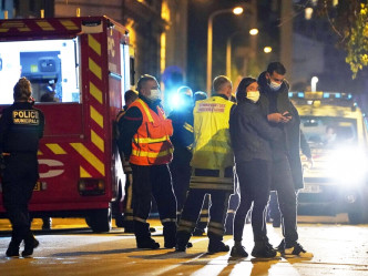 法國東南部城市里昂一名希臘東正教神父被人開槍打傷。AP圖片