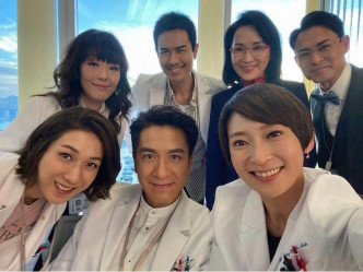 之前嘉欣回港拍TVB劇《兒科醫生》，傳係她最後劇作。