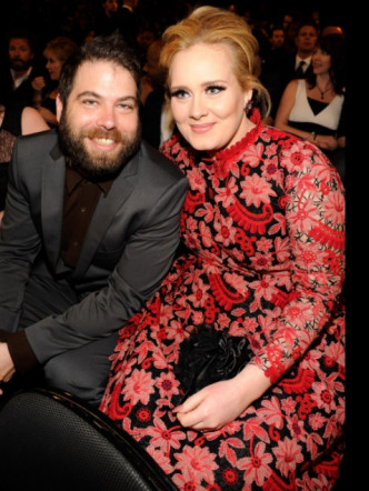 Adele 跟Simon Konecki 離婚，今年3月正式完成離婚手續，
