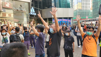 中联办谴责极端激进分子再启暴力揽炒。资料图片