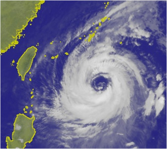 「潭美」结构松散。日本气象厅卫星图片