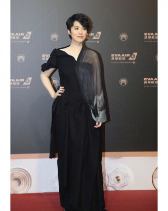 原创电影歌曲主唱岑宁儿感谢卢凯彤、吴青峰等创作歌曲《Fly》。