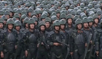 深圳再举行大练兵。网上图片