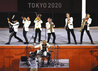 Tokyo Ska Paradise Orchestra出场时，瞬间获49.8%最高收视。
