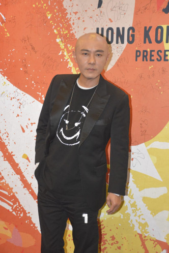 张卫健担任「最佳男主角」颁奖嘉宾。