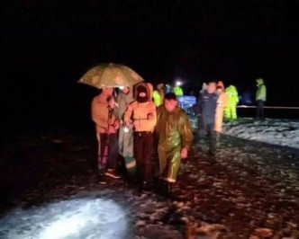 14名被困的行山客被成功找到救出。網圖
