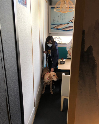 導盲犬被拒待顧客詠文接受餐廳道歉。失明人協進會facebook圖片