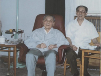 原邓小平办公室主任王瑞林病逝。