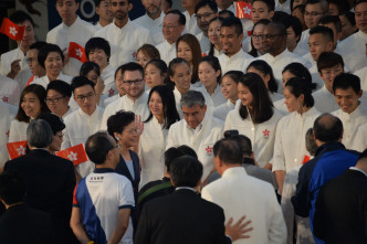 林郑月娥祝愿代表队比赛成功，向世界展现奥运精神及香港精神。卢江球摄