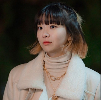 金多美饰演女主角「国延秀」。