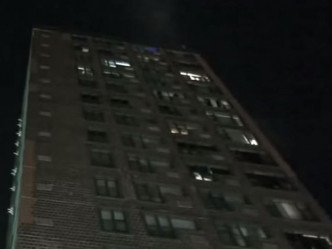 纽约市布朗克斯一座大厦日前发生火警。网图