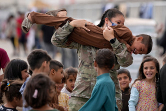 阿富汗愈來愈多兒童被出售。美聯社資料圖片