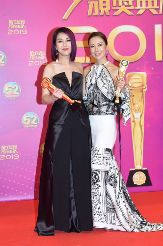 杨千嬅和李施嬅去年均获得TVB台庆「最受欢迎电视女角色」奖。