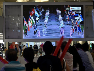 上月的东京奥运及举行中的残奥会，吸引不少市民关注。资料图片