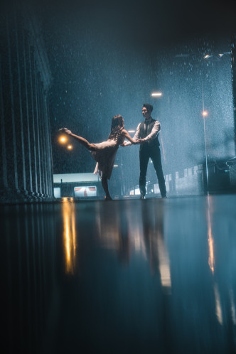浩信跟张曦雯的感情戏，最难忘肯定是这场在雨中跳舞。