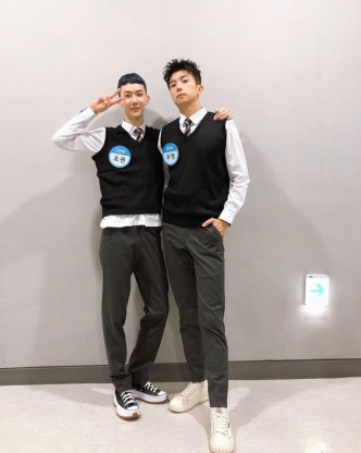 赵权（左）和2PM的佑荣是好友，去年更一同上综艺《认识的哥哥》。