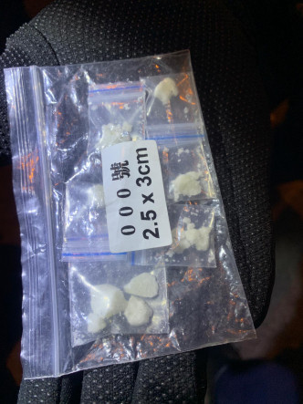 行动中检获的证物。