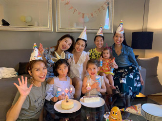 袁彩云与家人为女儿开惊喜派对，庆祝她6岁生日。