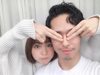 篠田麻里子19年與小3歲的圈外男友結婚。