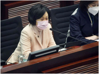 葉劉淑儀批評多名局長，在立法會會議上的口頭提問主體答案內容長和重覆。