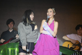 陳凱詠上月開嘅《PROCESSED音樂會》叫好叫座，亦為處女個唱做熱身。