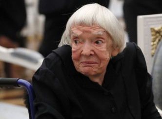 前苏联异见人士和人权斗士阿列克谢耶娃（Lyudmila Alexeyeva）昨日(8日)在莫斯科病逝，终年91岁。AP
