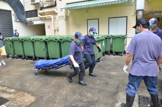 印佣遗体中午由仵工送往殓房，有待解剖检验死因