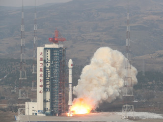 用長征四號乙運載火箭成功將高分十一號03星發射升空。新華社