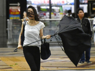大阪風勢強勁。ＡＰ圖片
