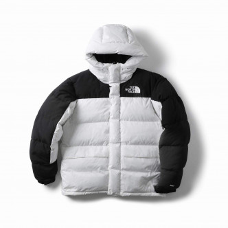 Himalayan Parka黑拼白色羽绒/$3,490/TF,設計靈感源The North Face運動員登頂世界最高峰時所穿的衣着。