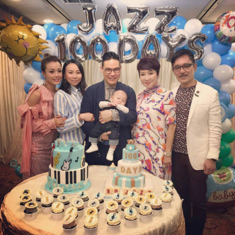 蘇永康與老婆Anita昨晚為囝囝Jazz搞百日宴。