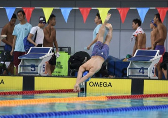 何肇倫是本港學界游泳賽多項紀錄保持者。何肇倫instagram截圖