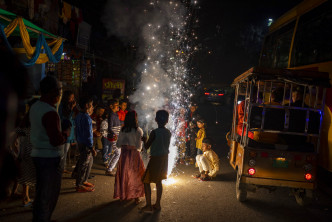 印度最高法院祭出的烟花禁销令无甚效果。美联社图片