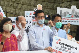 吴秋北批评美国对香港立国安法指手画脚。