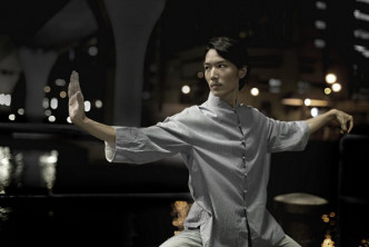 13年，蔡瀚亿凭《狂舞派》「柒良」一角，演技备受赞赏。